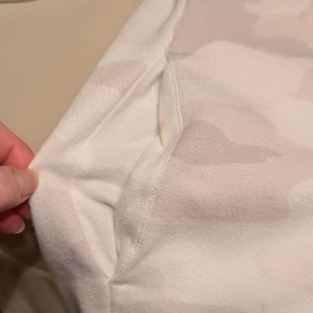 VS Pink White Camo Hoodie Size XL - Picture 8 of 12